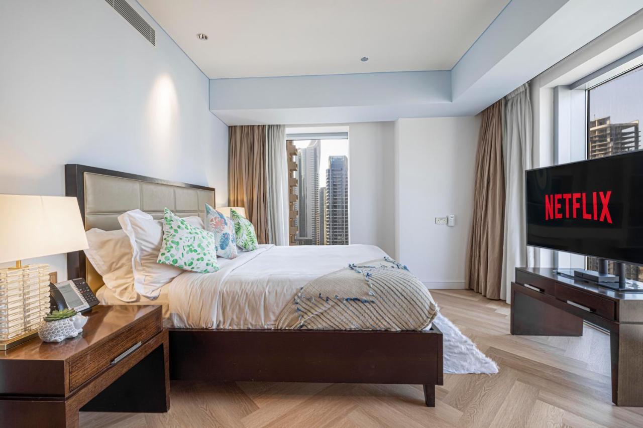 Daniels 1br At Jw Marriott With Marina View